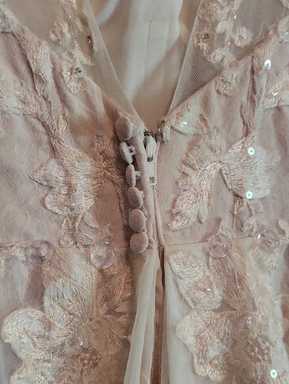 Oleg Cassini Cream Lace Bridal Gown - Picture 10 of 13